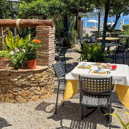 Hotel Villa Rodriguez Capoliveri  Exterior photo