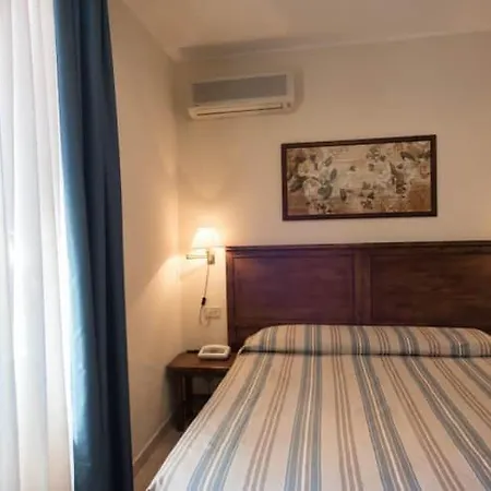 Hotel Villa Rodriguez Capoliveri  Exterior photo